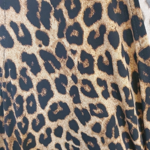 Torrid Size 5 Studio Knit Surplice Leopard Print Black Romper - Picture 9 of 14